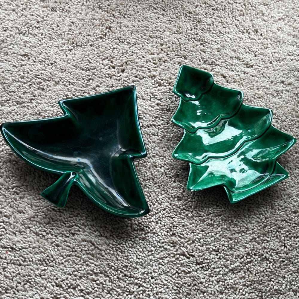 Vintage 70’s Green Ceramic Christmas Tree Dishes